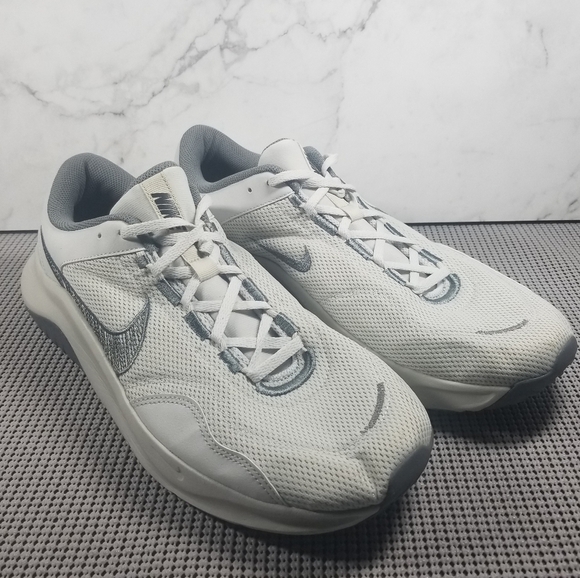 Nike Legend Essential 3 Next Nature Men's Workout Sneakers Shoes 14 - Picture 1 of 9